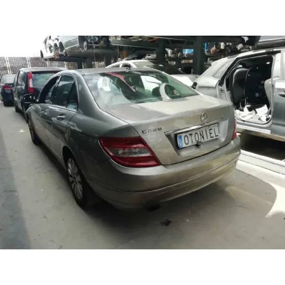 MERCEDES CLASE C (W204) BERLINA '2007 C 220 CDI (204.008) GRIS