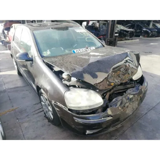 VOLKSWAGEN GOLF V BERLINA (1K1) '2005 SPORTLINE NEGRO