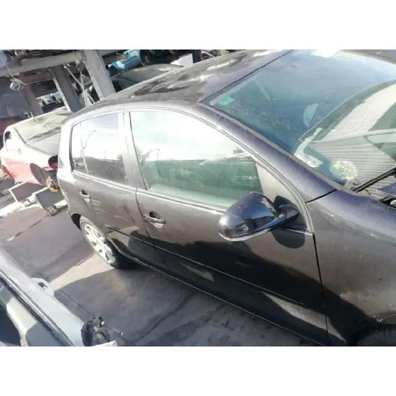 VOLKSWAGEN GOLF V BERLINA (1K1) '2005 SPORTLINE NEGRO