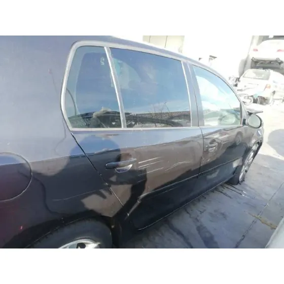 VOLKSWAGEN GOLF V BERLINA (1K1) '2005 SPORTLINE NEGRO