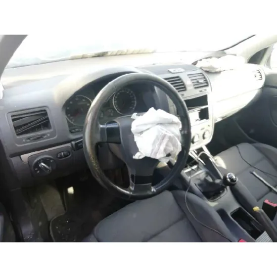 VOLKSWAGEN GOLF V BERLINA (1K1) '2005 SPORTLINE NEGRO