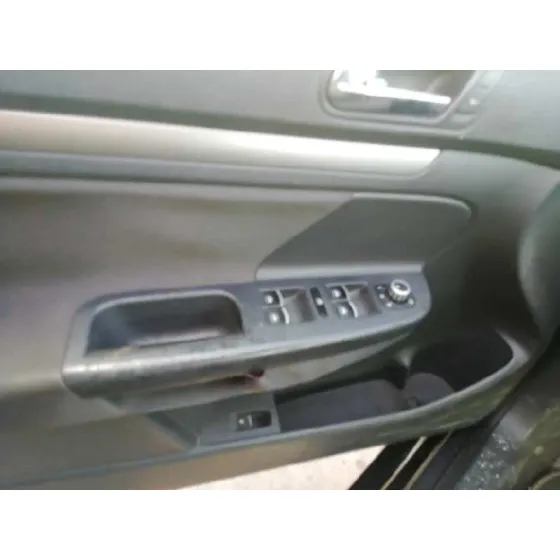 VOLKSWAGEN GOLF V BERLINA (1K1) '2005 SPORTLINE NEGRO