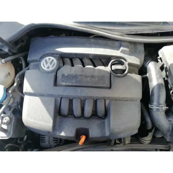 VOLKSWAGEN GOLF V BERLINA (1K1) '2005 SPORTLINE NEGRO