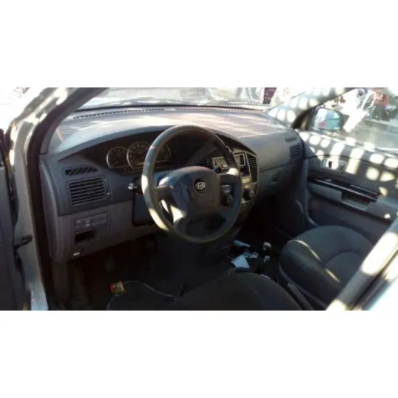 KIA CARENS '2003 2.0 TURBODIESEL CAT PLATA