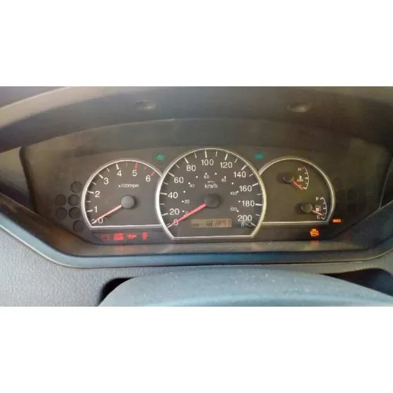 KIA CARENS '2003 2.0 TURBODIESEL CAT PLATA