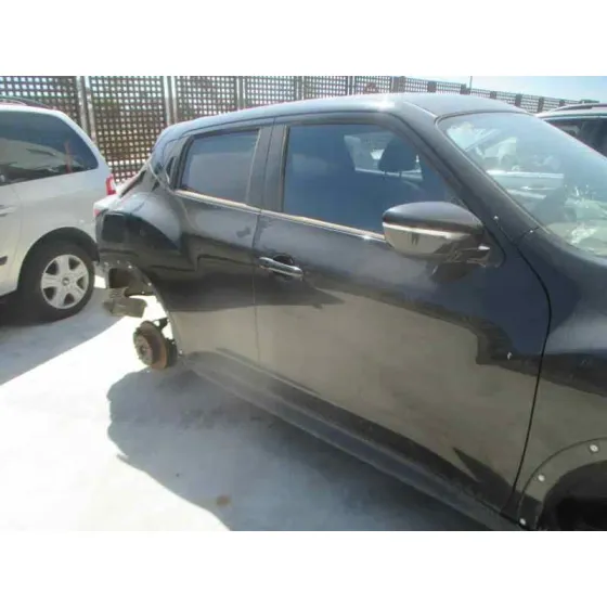 NISSAN JUKE (F15) '2015 TEKNA NEGRO