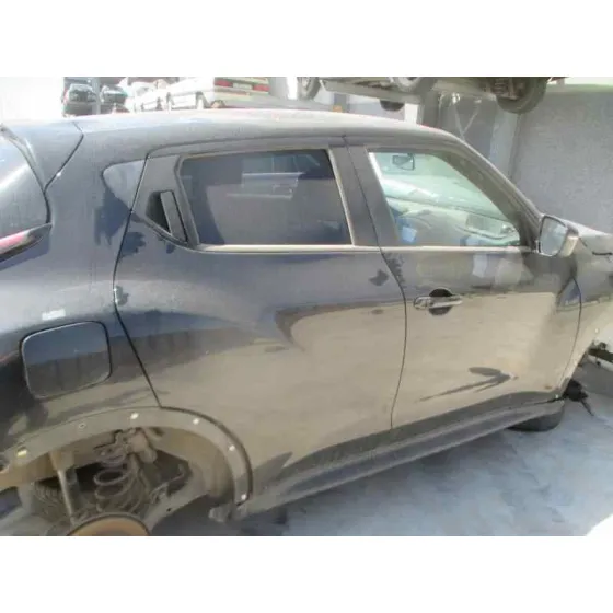 NISSAN JUKE (F15) '2015 TEKNA NEGRO