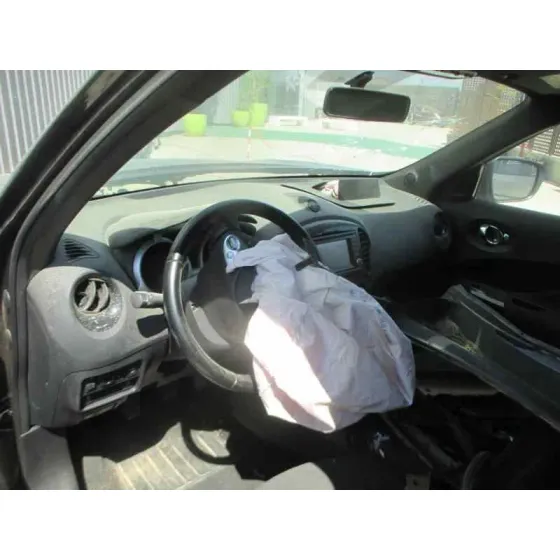 NISSAN JUKE (F15) '2015 TEKNA NEGRO
