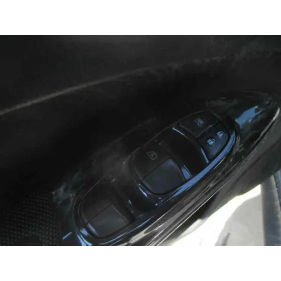 NISSAN JUKE (F15) '2015 TEKNA NEGRO