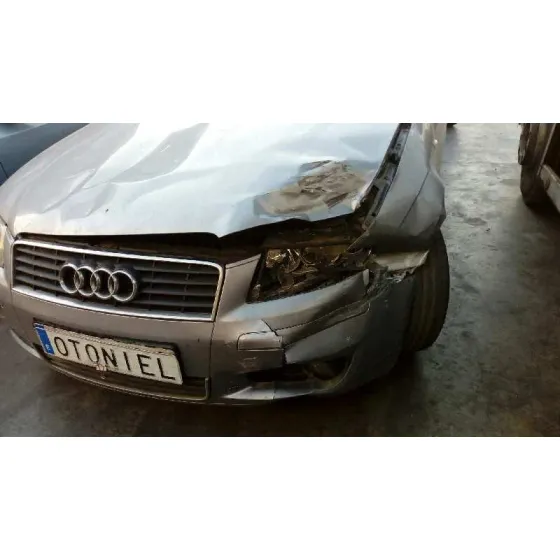 AUDI A3 (8P) '2003 1.6 AMBIENTE PLATA