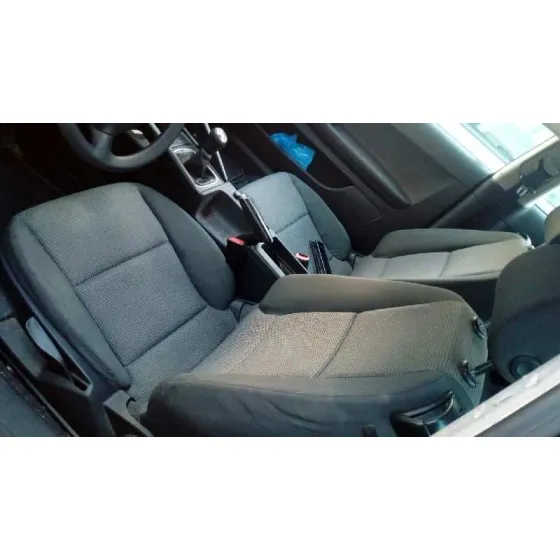 AUDI A3 (8P) '2003 1.6 AMBIENTE PLATA