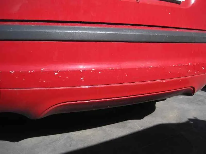 FORD FOCUS BERLINA (CAP) FORD FOCUS BERLINA (CAP) '2008 AMBIENTE (D) ROJO 2006