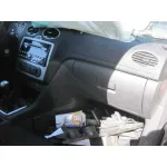 FORD FOCUS BERLINA (CAP) FORD FOCUS BERLINA (CAP) '2008 AMBIENTE (D) ROJO 2006