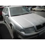 SKODA OCTAVIA COMBI (1U5) SKODA OCTAVIA COMBI (1U5) '2001 AMBIENTE PLATA 2000