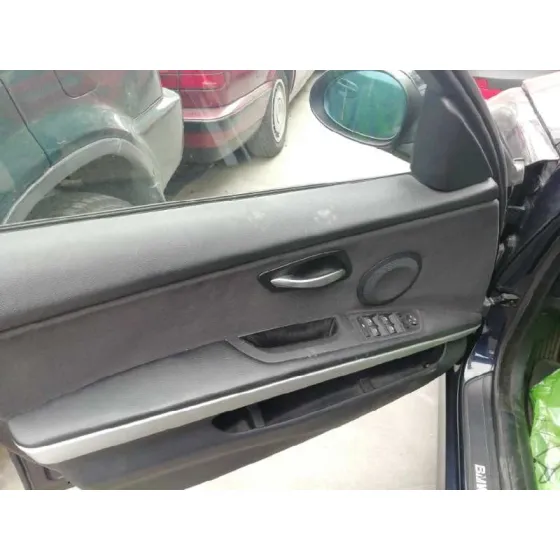 BMW SERIE 3 BERLINA (E90) '2006 320I AZUL