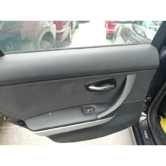 BMW SERIE 3 BERLINA (E90) '2006 320I AZUL