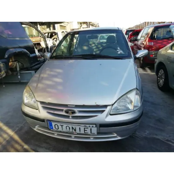 TATA INDICA '2004 * GRIS PLATA