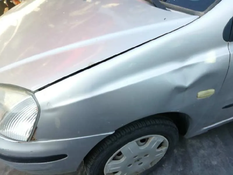 TATA INDICA '2004 * GRIS PLATA