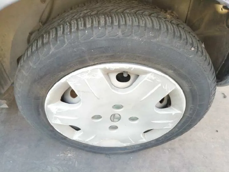 TATA INDICA '2004 * GRIS PLATA