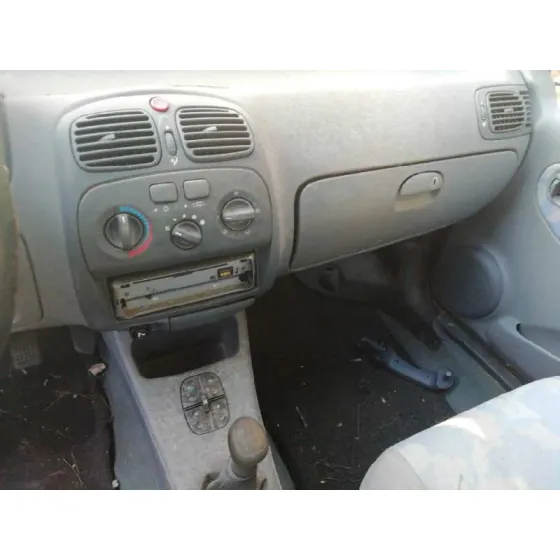 TATA INDICA '2004 * GRIS PLATA