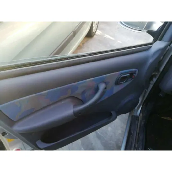 TATA INDICA '2004 * GRIS PLATA