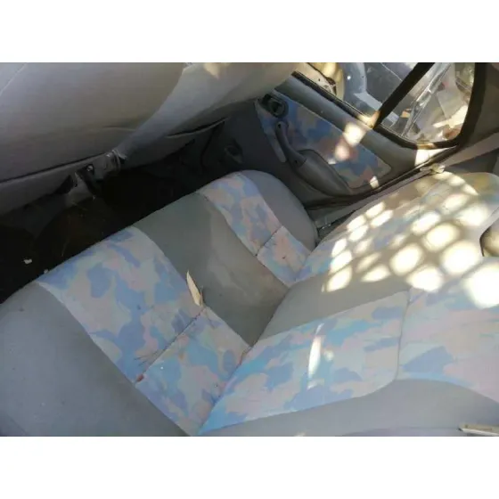 TATA INDICA '2004 * GRIS PLATA