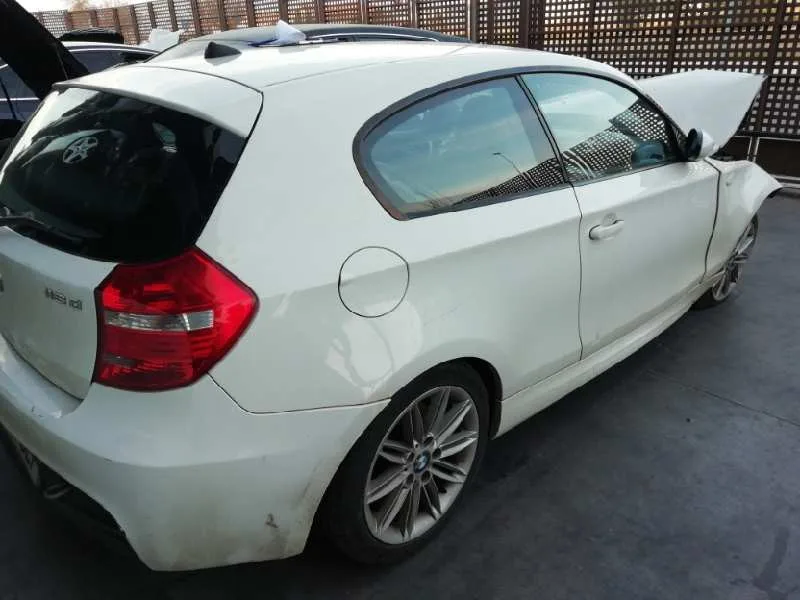 BMW SERIE 1 BERLINA (E81/E87) '2009 118D BLANCO