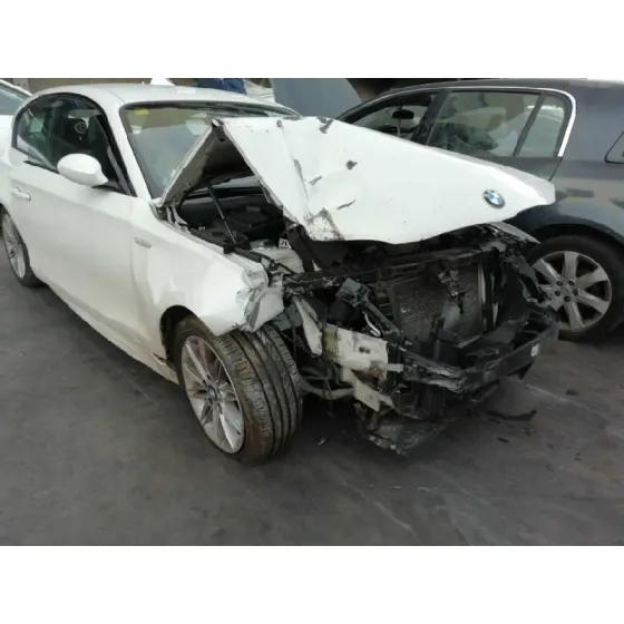 BMW SERIE 1 BERLINA (E81/E87) '2009 118D BLANCO