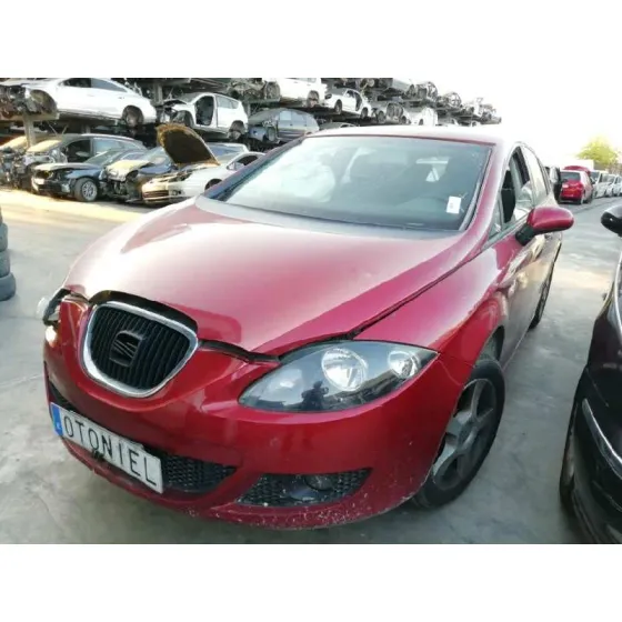 SEAT LEON (1P1) '2005 1.9 TDI ROJO