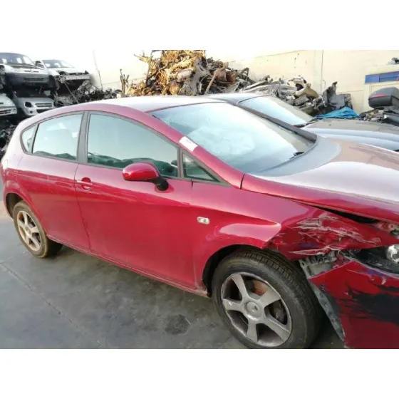 SEAT LEON (1P1) '2005 1.9 TDI ROJO