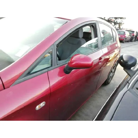 SEAT LEON (1P1) '2005 1.9 TDI ROJO