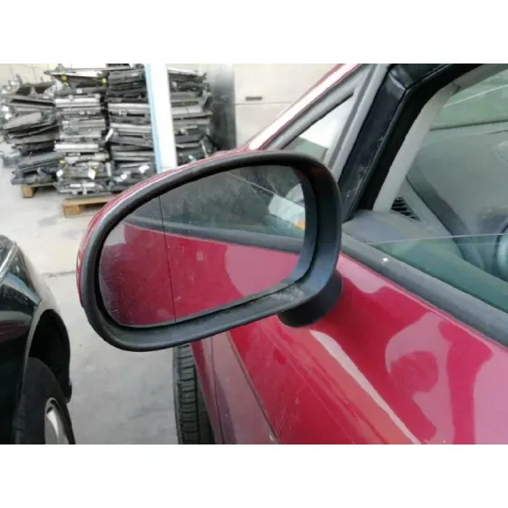 SEAT LEON (1P1) '2005 1.9 TDI ROJO