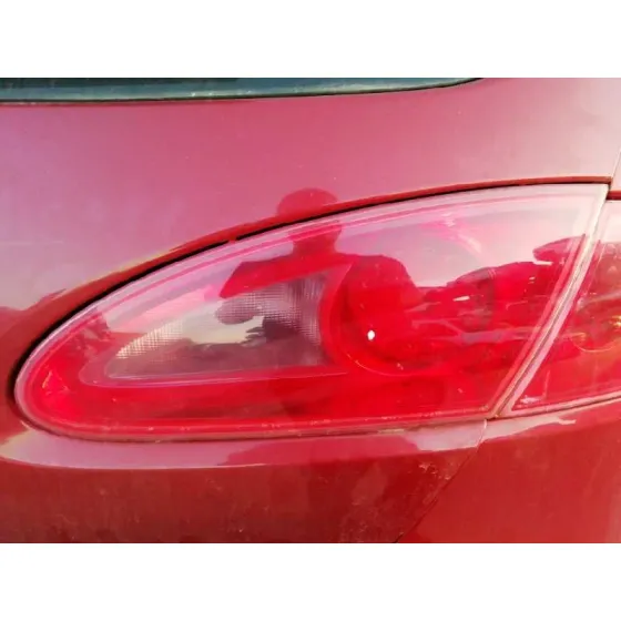 SEAT LEON (1P1) '2005 1.9 TDI ROJO
