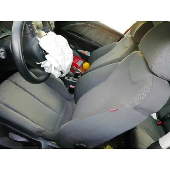 SEAT LEON (1P1) '2005 1.9 TDI ROJO