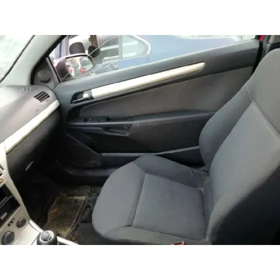 OPEL ASTRA GTC '2007 COSMO ROJO