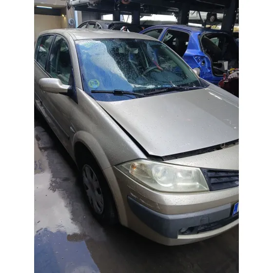 Renault MEGANE II (BM0/1_, CM0/1_) 2005