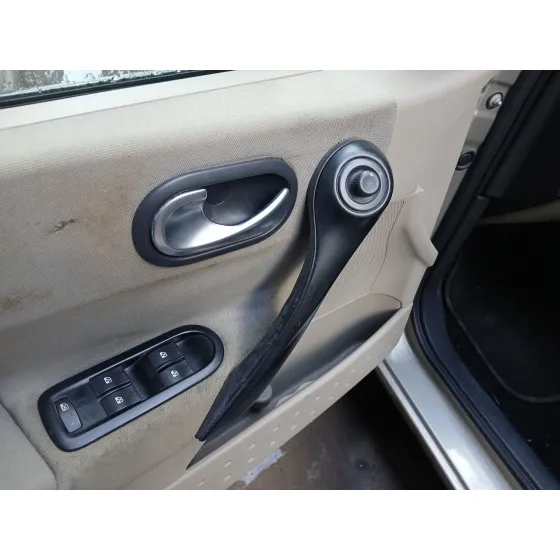 Renault MEGANE II (BM0/1_, CM0/1_) 2005