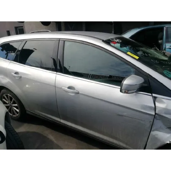 FORD FOCUS TURN. '2016 TREND GRIS