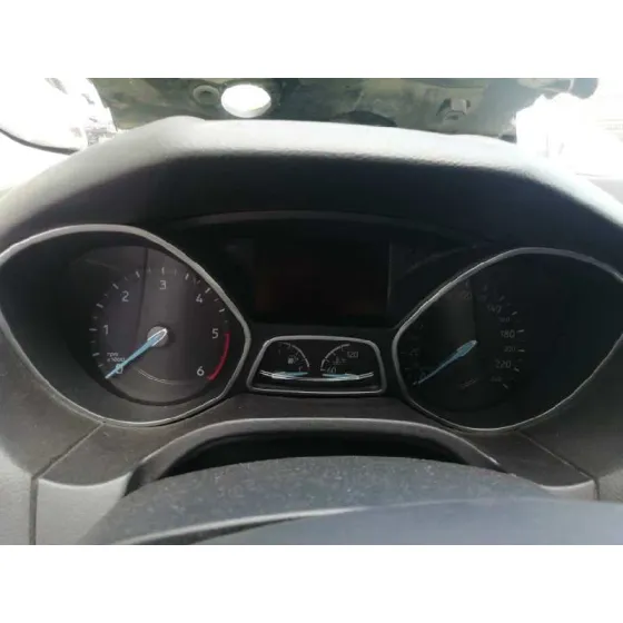 FORD FOCUS TURN. '2016 TREND GRIS
