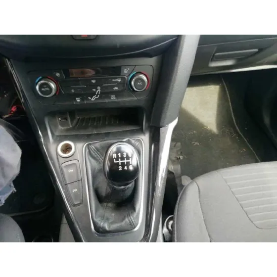 FORD FOCUS TURN. '2016 TREND GRIS
