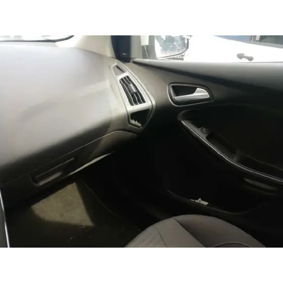 FORD FOCUS TURN. '2016 TREND GRIS