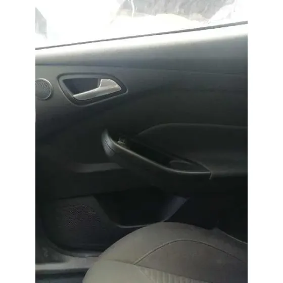 FORD FOCUS TURN. '2016 TREND GRIS