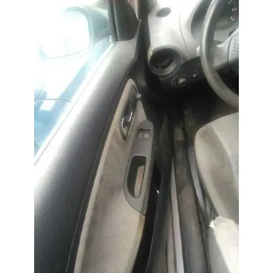 SEAT IBIZA (6L1) '2002 SIGNO PLATA