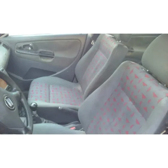 SEAT CORDOBA BERLINA (6K2) '2001 SIGNO PLATA