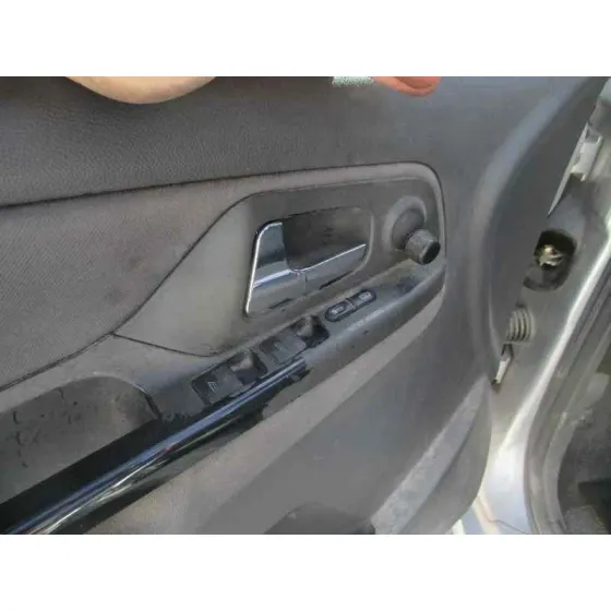 SEAT CORDOBA BERLINA (6K2) '2001 SIGNO PLATA