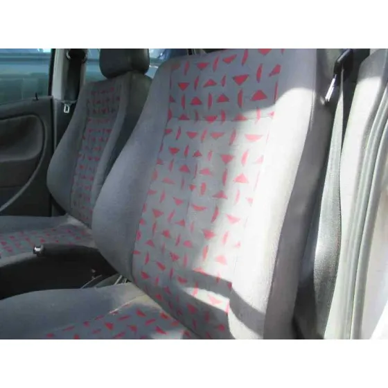 SEAT CORDOBA BERLINA (6K2) '2001 SIGNO PLATA