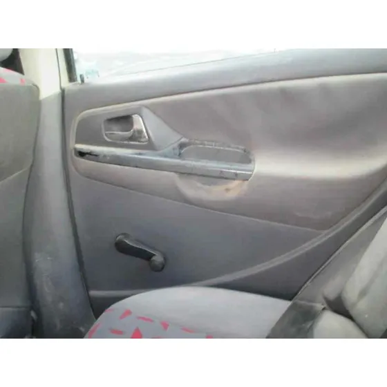 SEAT CORDOBA BERLINA (6K2) '2001 SIGNO PLATA