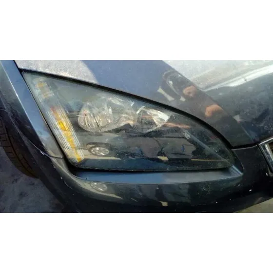 FORD FOCUS BERLINA (CAP) '2006 2.0 TDCI CAT GRIS OSCURO