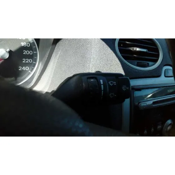 FORD FOCUS BERLINA (CAP) '2006 2.0 TDCI CAT GRIS OSCURO