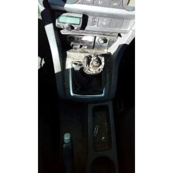 FORD FOCUS BERLINA (CAP) '2006 2.0 TDCI CAT GRIS OSCURO